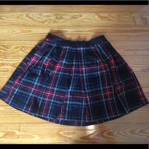 Plaid pleated miniskirt